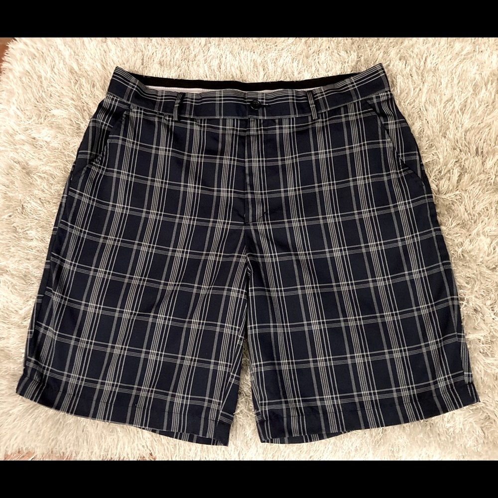 Greg Norman men’s shorts. Navy and gray.  They are size 36, excellent condition